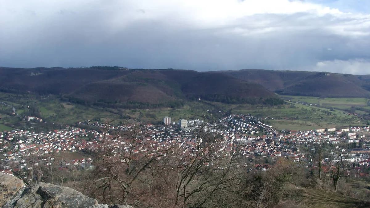 Stadtansicht von Eningen unter Achalm